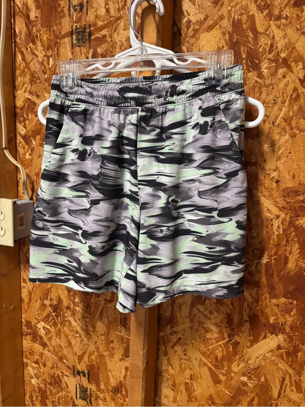 lululemon athletica breathable stretch